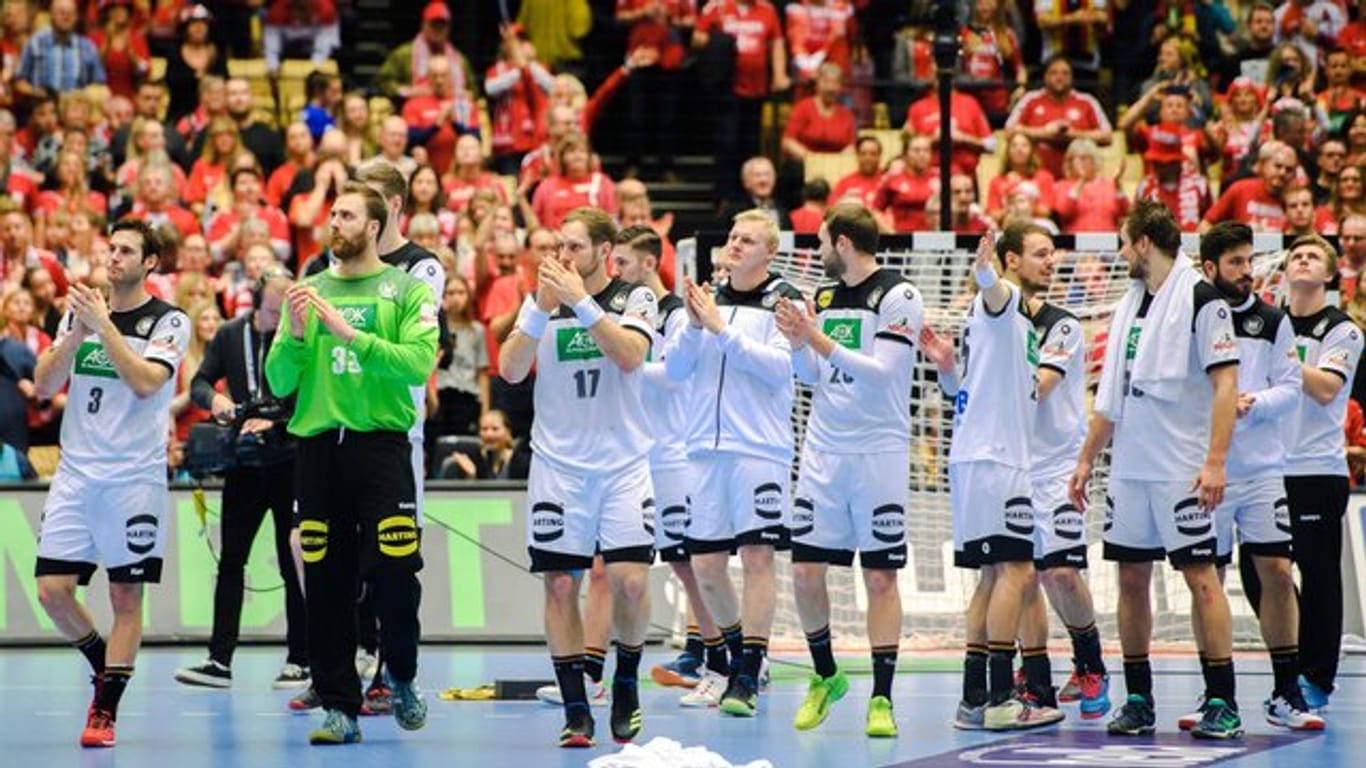 Die Spieler der deutschen Handball-Nationalmannschaft waren nach der Niederlage enttäuscht.