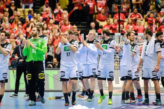 Die Spieler der deutschen Handball-Nationalmannschaft waren nach der Niederlage enttäuscht.