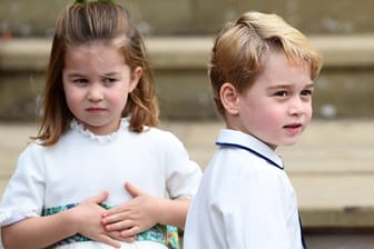 Prinzessin Charlotte und Prinz George: Die beiden Mini-Royals bekommen im Alltag Unterstützung von einer Nanny.