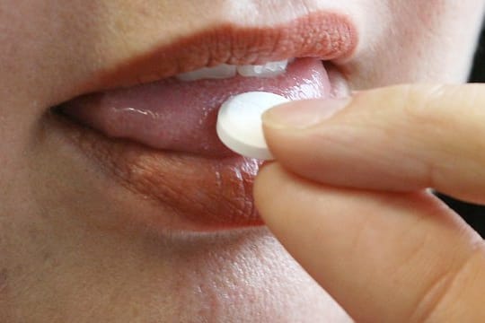 Frauen sollen die Verhütungspille bis zum 22.