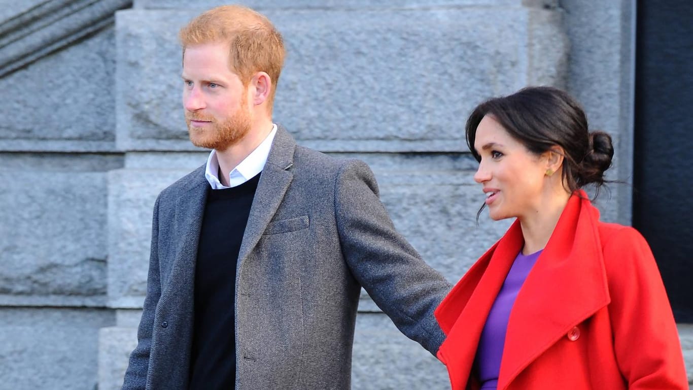 Prinz Harry und Herzogin Meghan: Am Valentinstag geht der Briten-Blaublüter seinen royalen Pflichten nach.