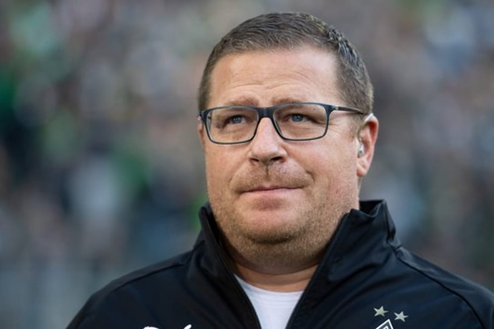 Gladbachs Sportdirektor Max Eberl möchte seinen Topstürmer nicht verkaufen.