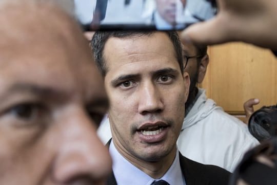 Für Juan Guaidó könnte es bald eng werden.