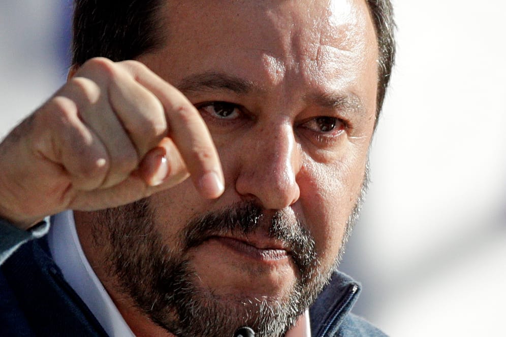 Matteo Salvini: Der italienische Innenminister will die Migranten nicht von Bord lassen. (Archivbild)