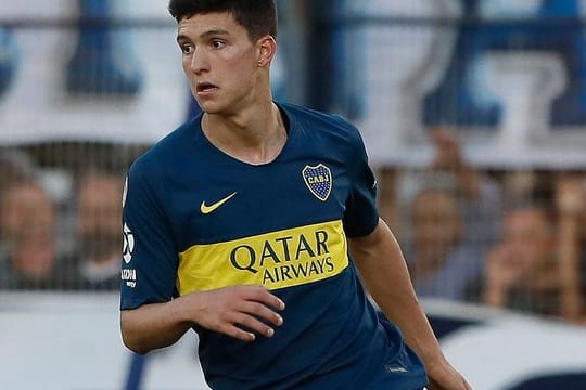 Leonardo Balerdi spielt jetzt für den BVB.