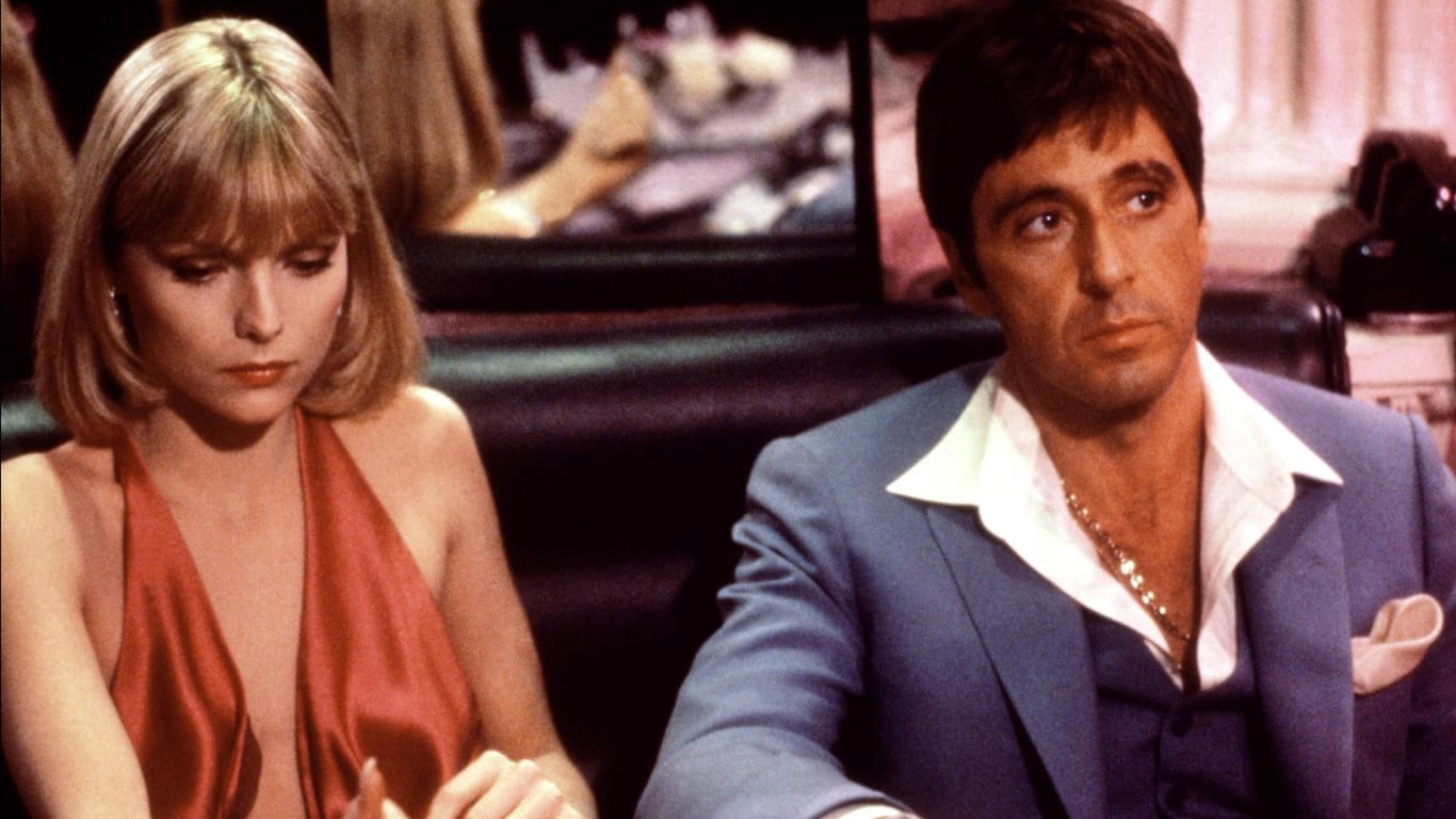 Filmszene: Michelle Pfeiffer und Alfredo James "Al" Pacino in Scarface.