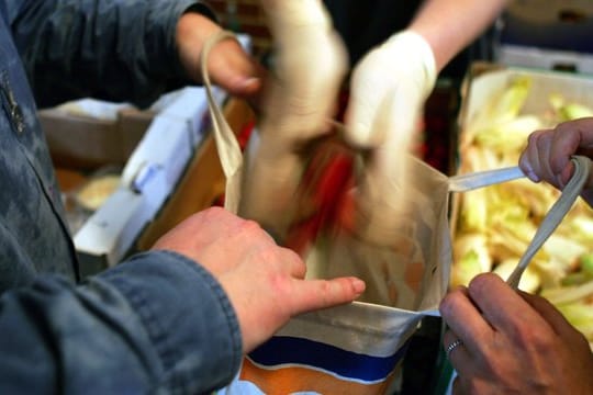 Viele Arbeitslose können sich nicht regelmäßig eine vollwertige Mahlzeit leisten.