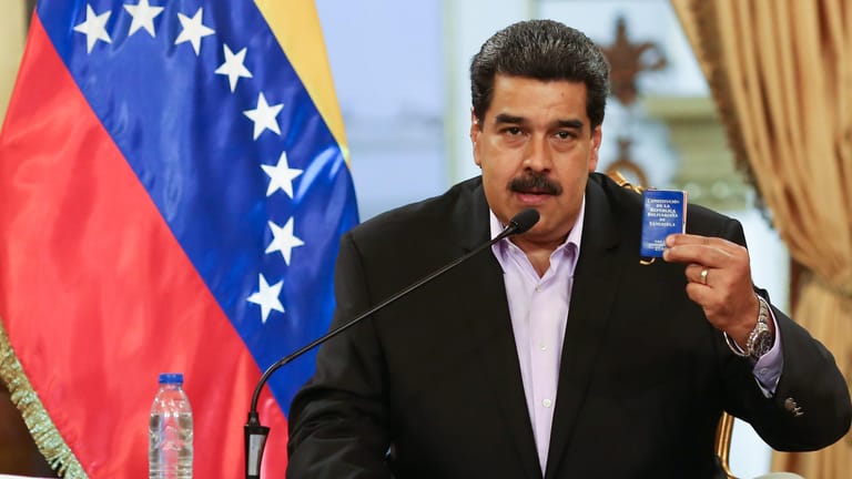 Venezuelas Staatschef Nicolas Maduro: "Es wäre sehr gut, Parlamentswahlen zu einem früheren Zeitpunkt abzuhalten."