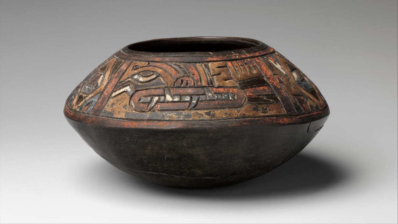 Fundstück: Bemalte Keramik der Paracas-Kultur.