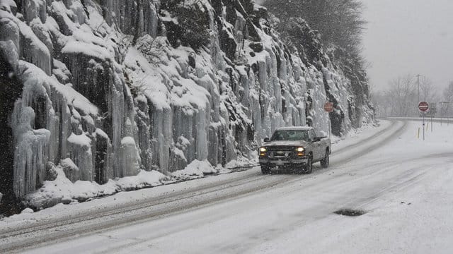 Millionen Menschen im Mittleren Westen der USA müssen sich auf eine extreme Kältewelle einstellen. Millionen Menschen im Mittleren Westen der USA müssen sich auf eine extreme Kältewelle einstellen.