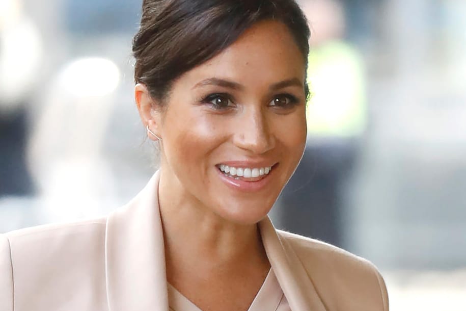Herzogin Meghan: Sie besuchte am Mittwoch das National Theatre in London.