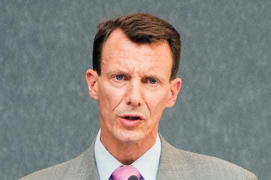 Prinz Joachim zieht es an die Seine.