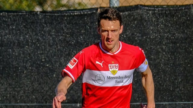 Für ein Karriereende als aktiver Fußballer fühlt sich Christian Gentner noch zu fit. Für ein Karriereende als aktiver Fußballer fühlt sich Christian Gentner noch zu fit.