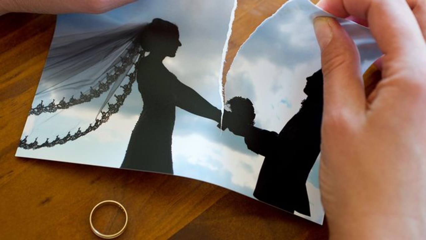 Die neuen Regeln für die Scheidung internationaler Ehepaare gelten zunächst nur in 18 Ländern der EU.