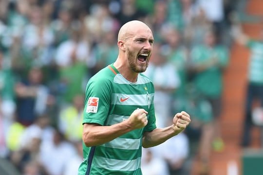 Abwehrspieler Luca Caldirola wechselt von Werder Bremen in die zweite italienische Liga.