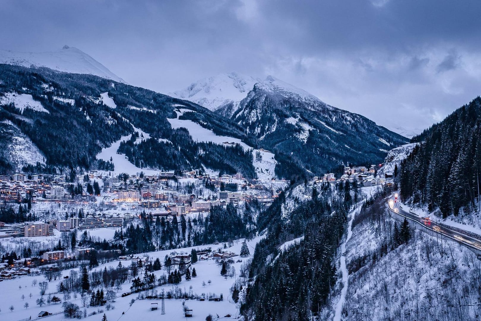 Blick auf Bad Gastein: Der Wintersportort bietet viele neue Attraktionen.