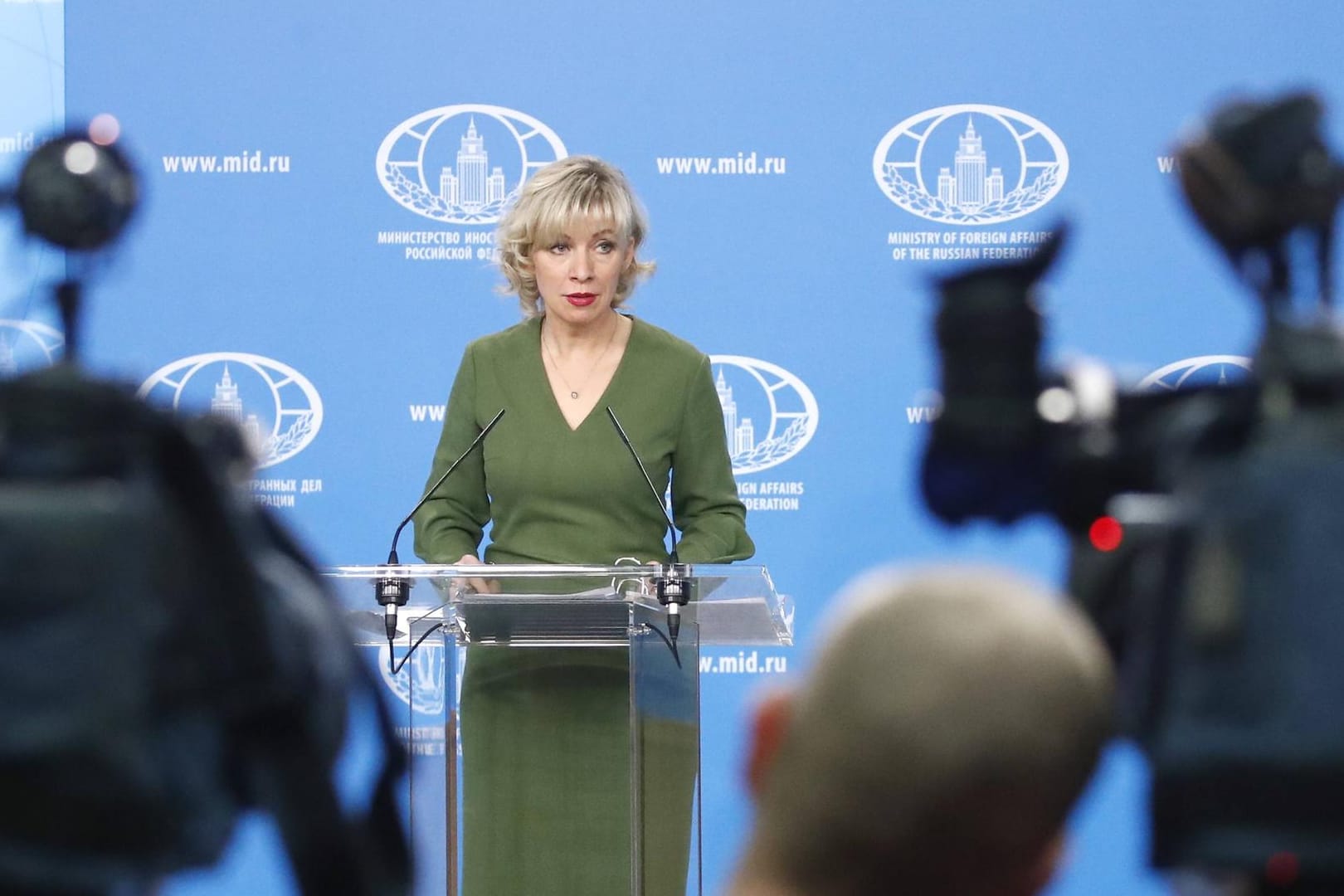 Maria Sacharowa, Sprecherin des russischen Außenministeriums, griff t-online.de und deutsche Medien an und beklagte eine "Verfolgung" russischer Medien in Deutschland.