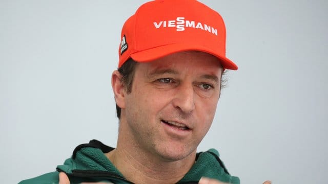 Werner Schuster, Bundestrainer der deutschen Skispringer, gibt seinen Abschied bekanant. Werner Schuster, Bundestrainer der deutschen Skispringer, gibt seinen Abschied bekanant.
