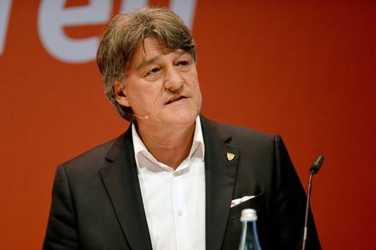 Bernd Wahler war vom Sommer 2013 bis zum Ende der Saison 2015/2016 Präsident des VfB Stuttgart.