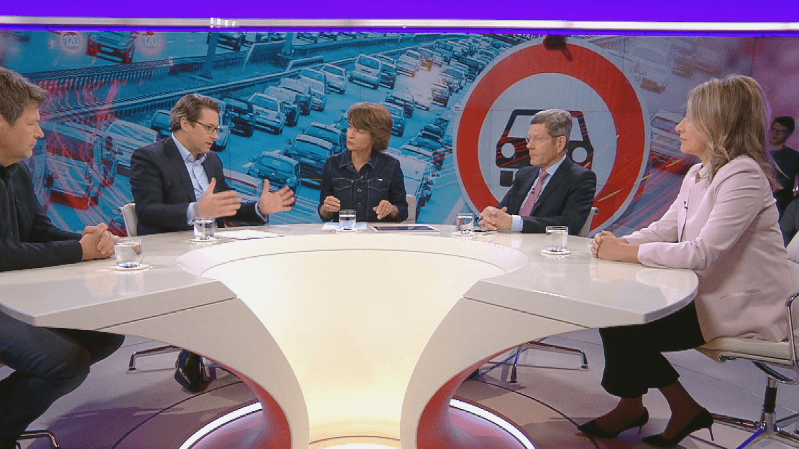 Talkrunde bei "Maybrit Illner": Verkehrsminister Scheuer begrüßt die sinkende Belastung aus Diesel-Abgasen.