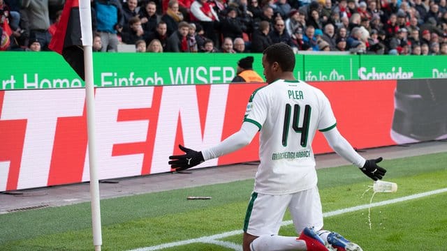 Alassane Pléa will in Gladbach bleiben.
