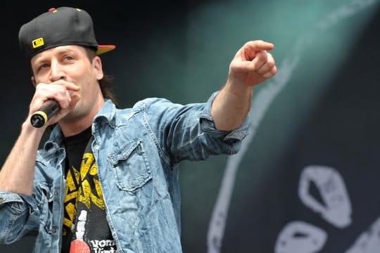 Der deutsche Sänger Dendemann ist ganz oben.