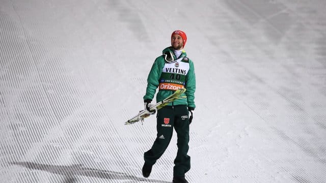 Nach Rand drei für Markus Eisenbichler wollen die deutschen Adler erneut aufs Podest in Oberstdorf.