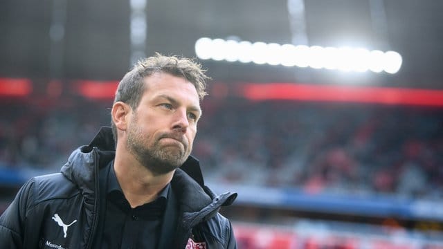 Trainer Markus Weinzierl braucht mit dem VfB Stuttgart ein Erfolgserlebnis. Trainer Markus Weinzierl braucht mit dem VfB Stuttgart ein Erfolgserlebnis.