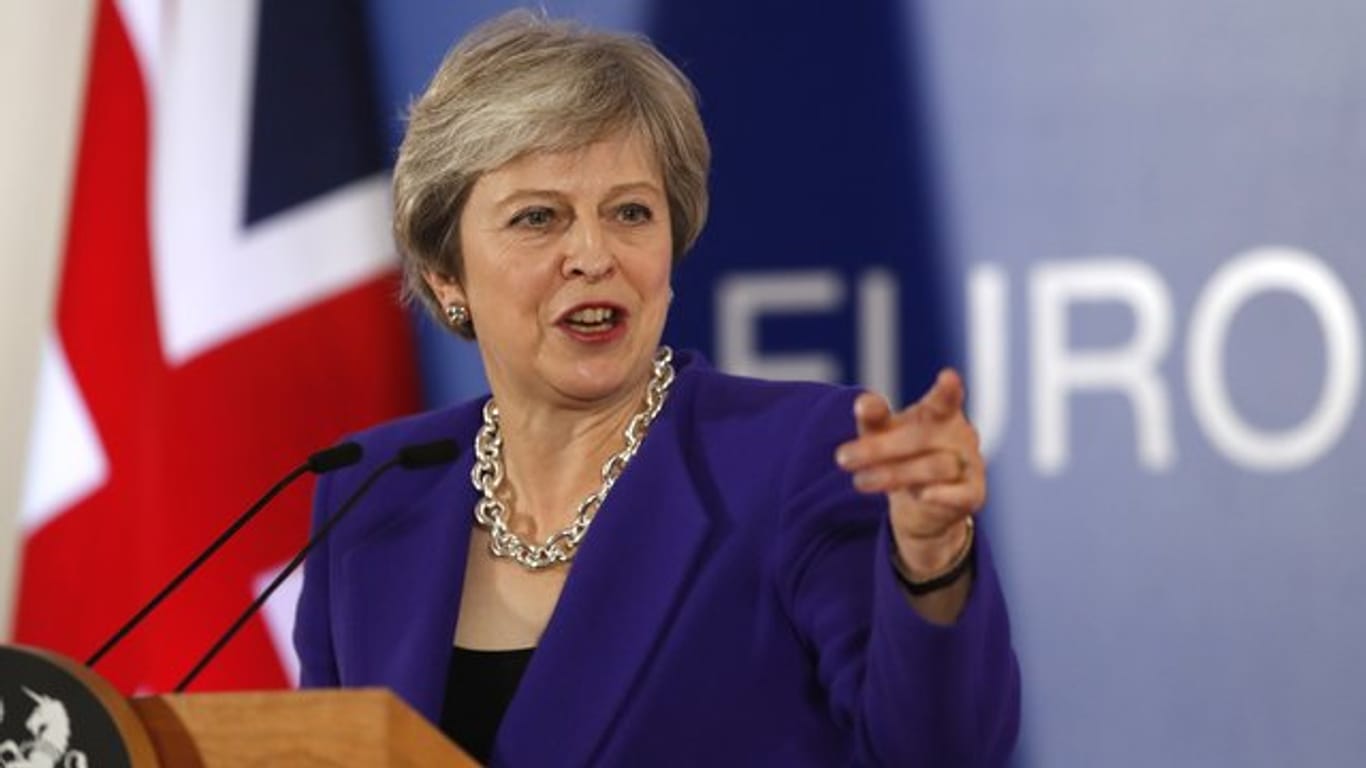Die britische Premierministerin Theresa May setzt trotz klarer Absagen aus Brüssel auf auf Nachverhandlungen mit der Europäischen Union.
