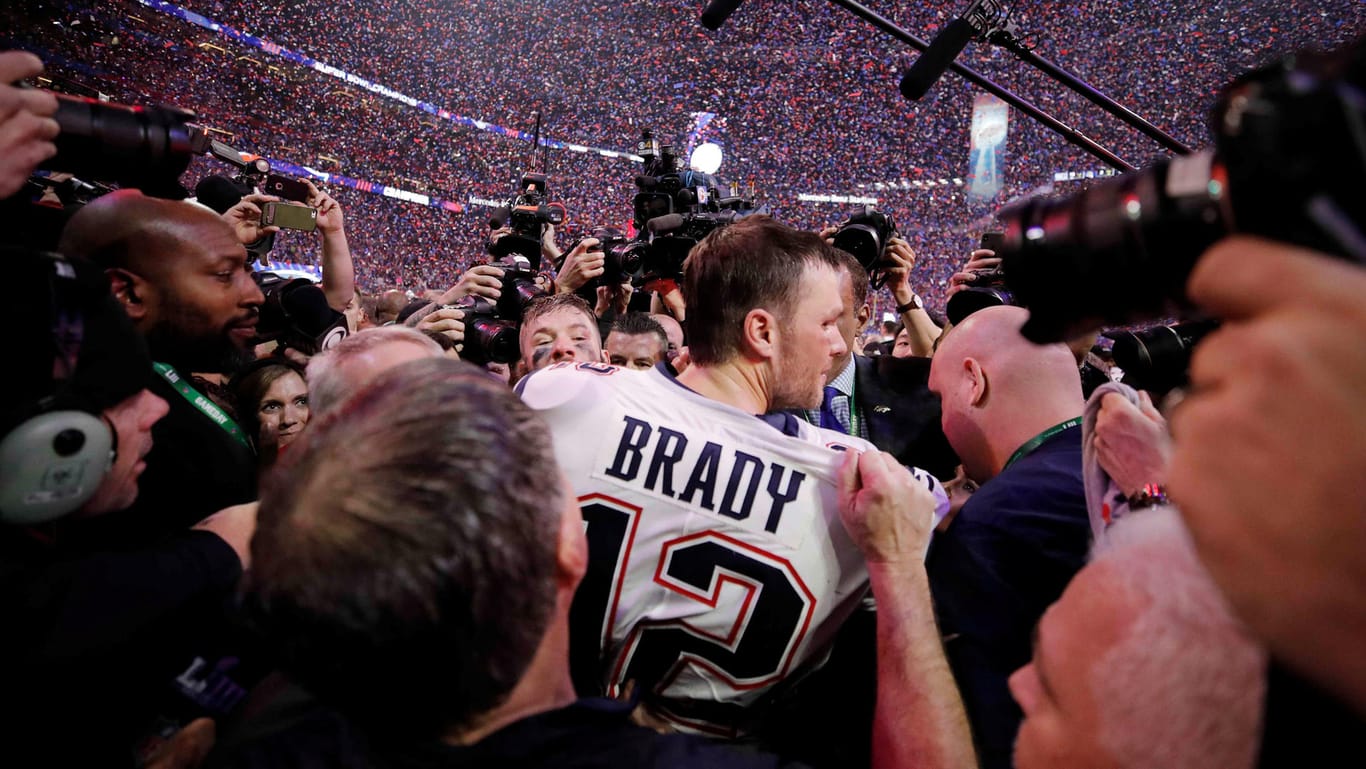 Der Superstar: Patriots-Quarterback Tom Brady sicherte sich einen weiteren Eintrag in die Geschichtsbücher.