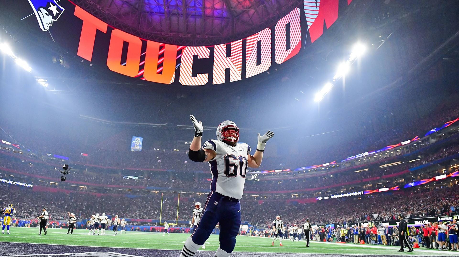 Touchdown! David Andrews feiert den Erfolg der Patriots.