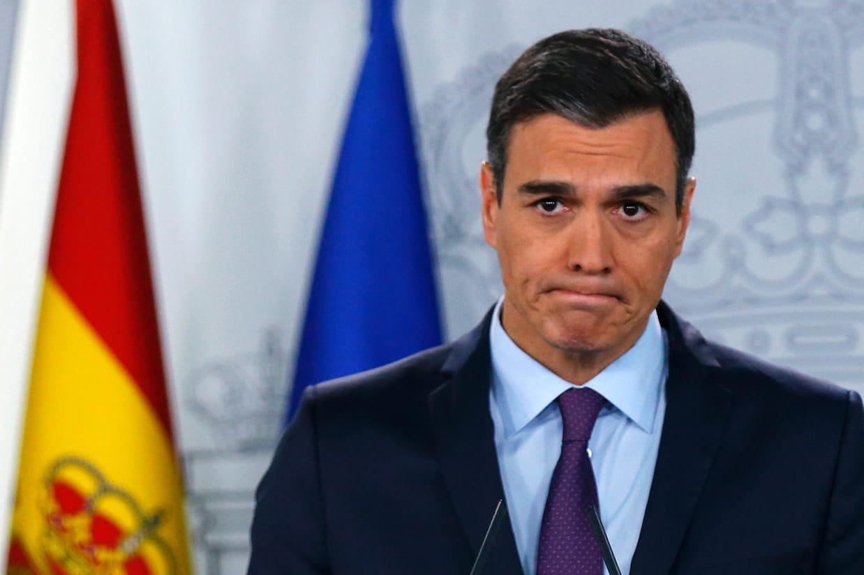 Spaniens Premierminister Pedro Sánchez verkündet die Anerkennung von Juan Guaido als Übergangspräsidenten.