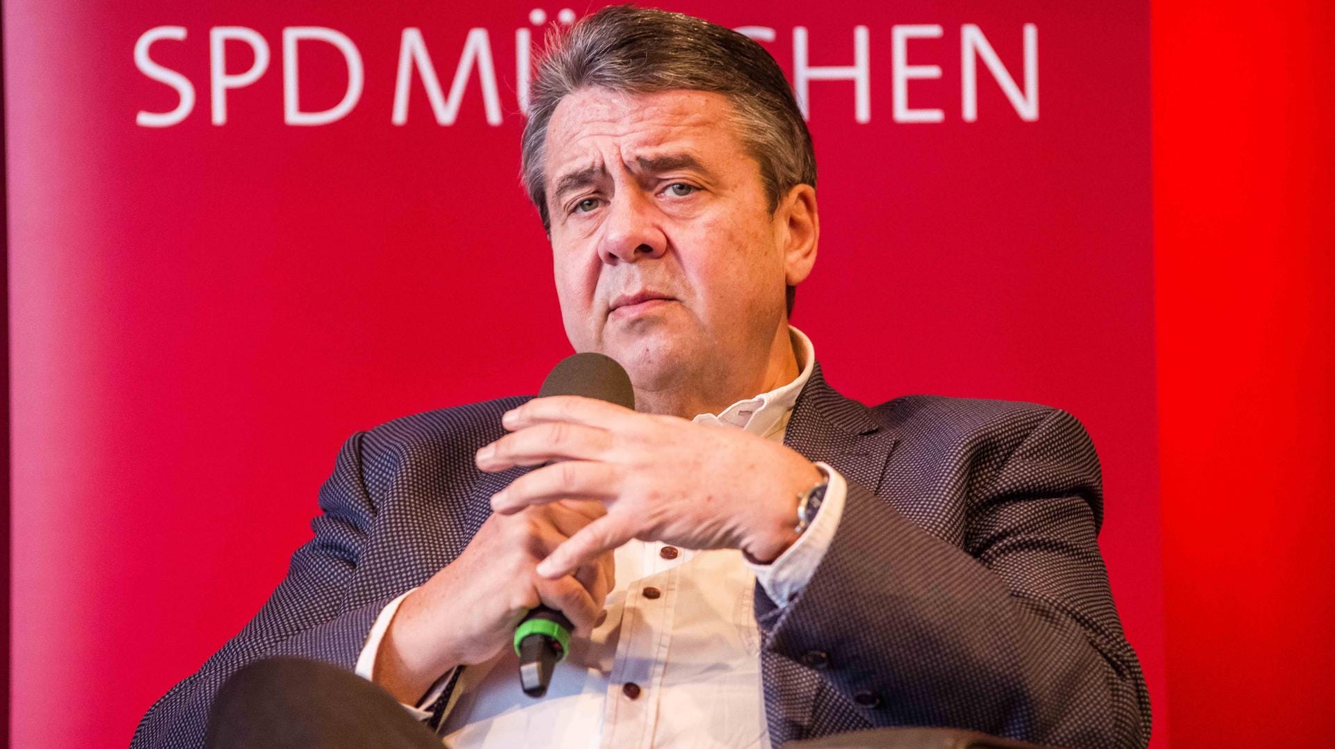 Sigmar Gabriel: Der frühere SPD-Chef hat seine Nachfolgerin Andrea Nahles indirekt kritisiert.