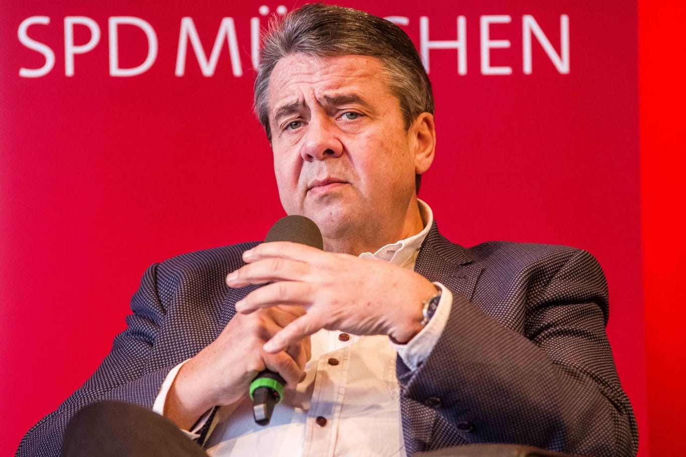 Sigmar Gabriel: Der frühere SPD-Chef hat seine Nachfolgerin Andrea Nahles indirekt kritisiert.