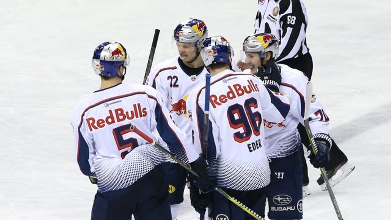 Der EHC Red Bull München steht im Finale der Champions Hockey League.