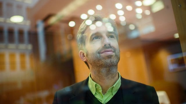 Boris Palmer, Oberbürgermeister von Tübingen, Ende vergangenen Jahres auf dem Weg zu einer Pressekonferenz. Boris Palmer, Oberbürgermeister von Tübingen, Ende vergangenen Jahres auf dem Weg zu einer Pressekonferenz.