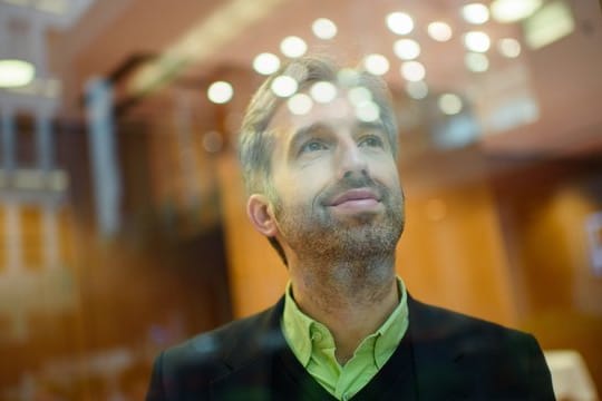 Boris Palmer, Oberbürgermeister von Tübingen, Ende vergangenen Jahres auf dem Weg zu einer Pressekonferenz.