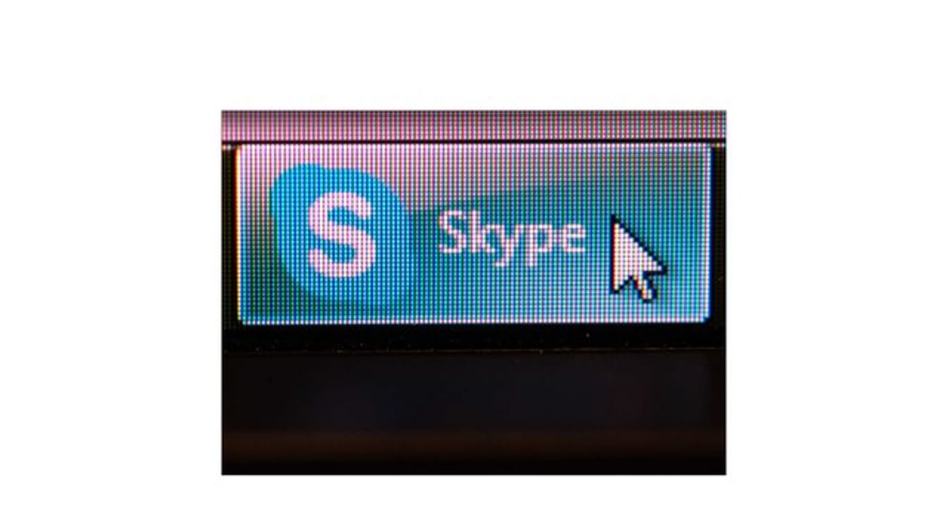 Skype kann das Gesagte auch per Untertitel einblenden.