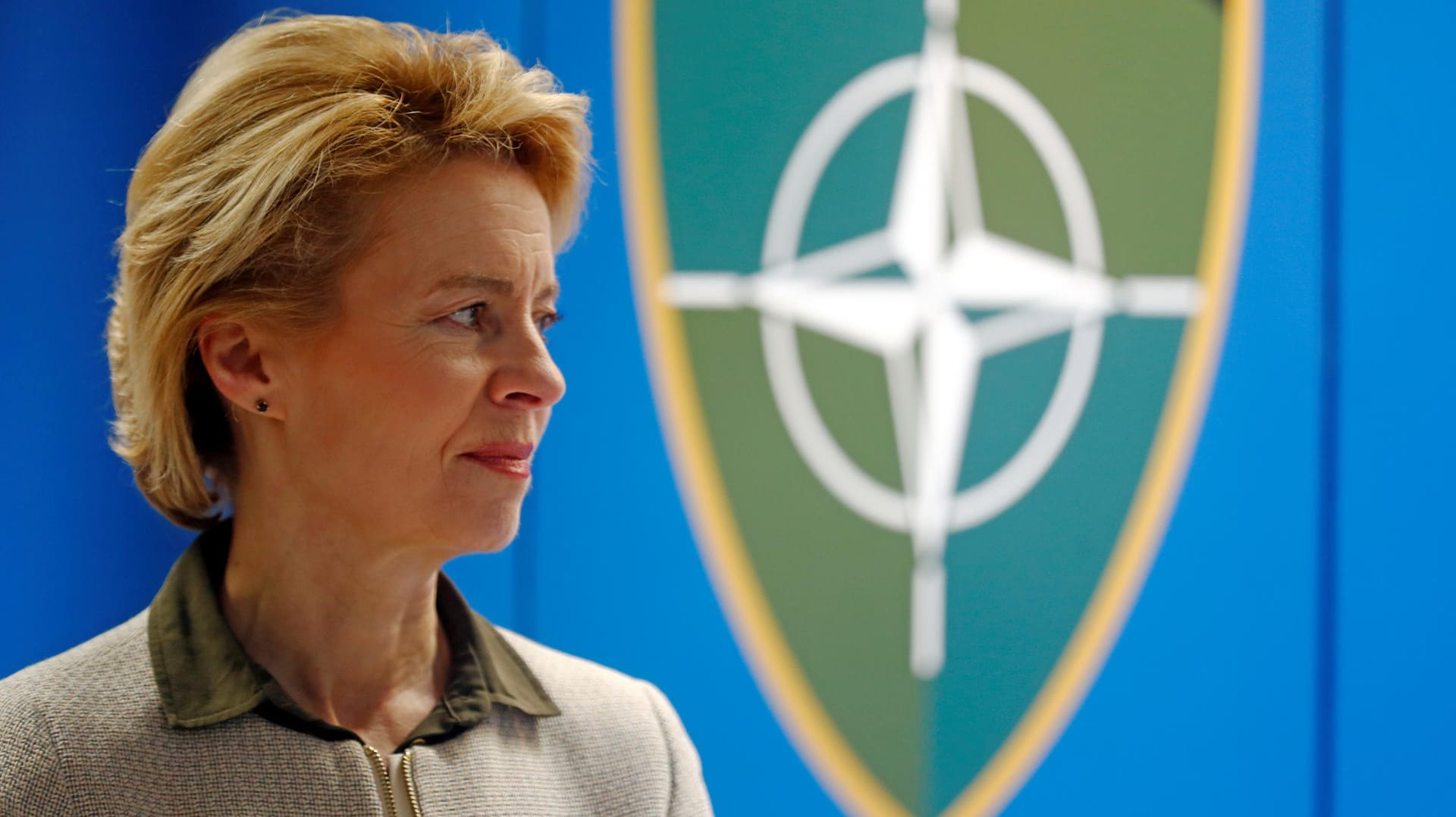 Ursula von der Leyen im litauischen Rukla: Die deutsche Verteidigungsministerin stattete der Militärbasis in Rukla einen Besuch ab, anschließend reiste sie nach Riga.