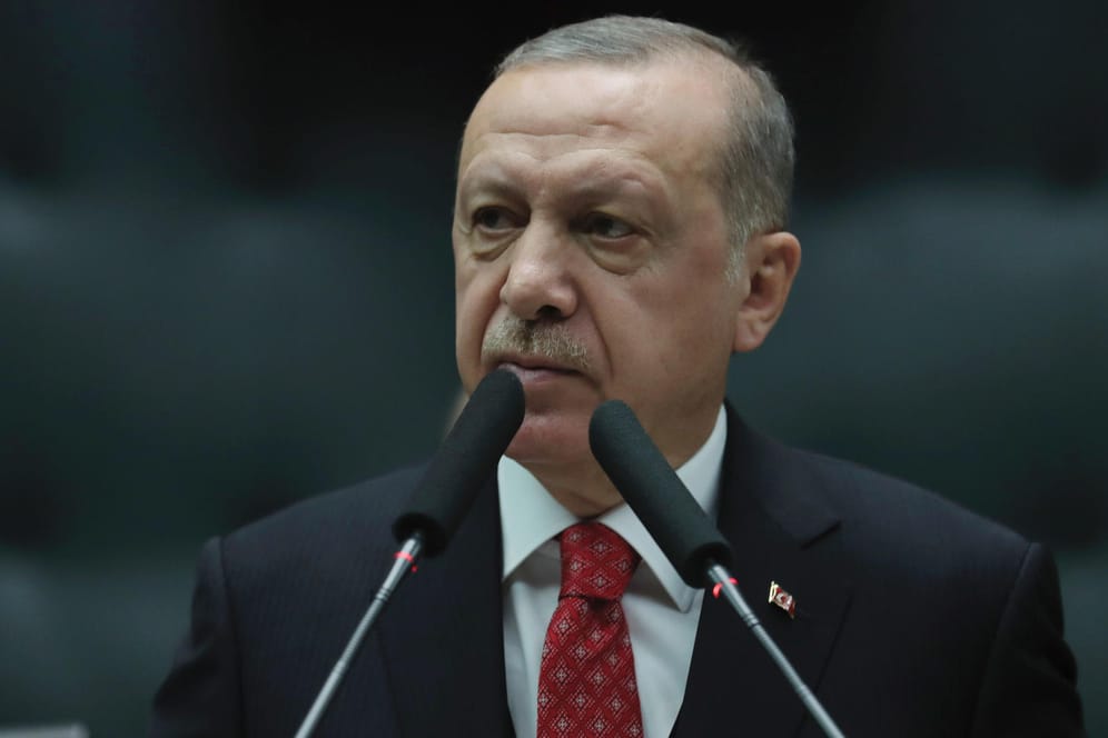 Der türkische Präsident Recep Tayyip Erdogan: Die Türkei hat auf nach Griechenland geflohene türkische Soldaten hohe Kopfgelder ausgesetzt.