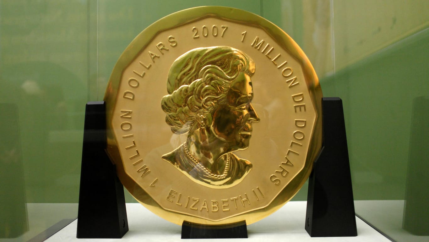 Die 100 Kilogramm schwere Goldmünze «Big Maple Leaf» steht im Bode-Museum in Berlin. Die 100-Kilo-Goldmünze wurde aus dem Berliner Bode-Museum gestolen.