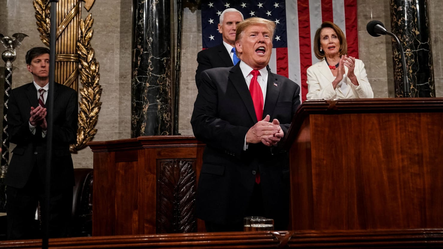 Donald Trump hält seine Rede zur Lage der Nation: Nur Stunden vor der Rede hatte Trump erneut den Bau der Mauer gefordert, für den er 5,7 Milliarden Dollar vom Kongress bewilligt haben will.