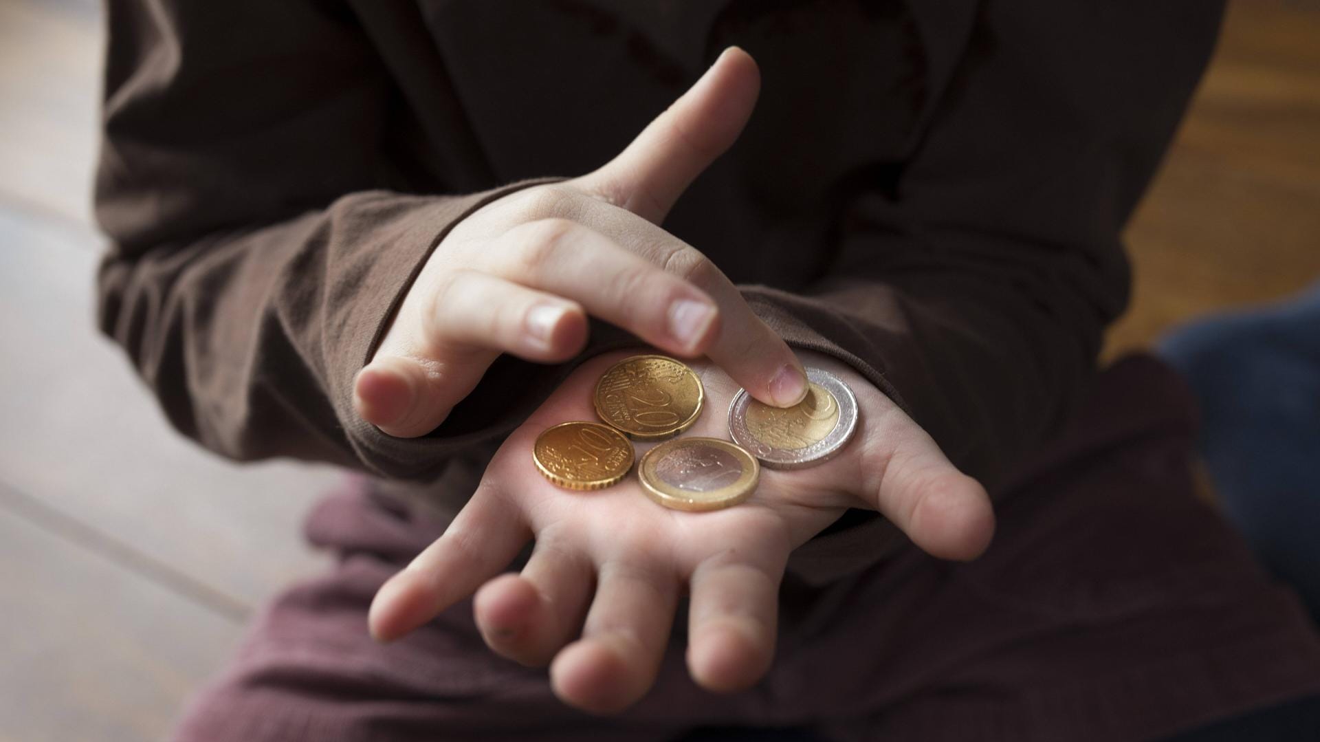 Soziale Ungleichheit: Nur etwas mehr als ein Drittel aller Kinder weltweit profitiert nach Angaben der UN von Sozialleistungen. (Symbolbild)