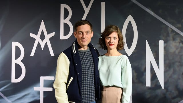 "Babylon Berlin" wird fortgesetzt: Wieder mit dabei sind Volker Bruch als Gereon Rath und Liv Lisa Fries als Charlotte Ritter.