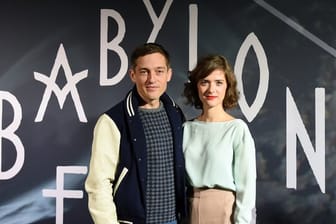 "Babylon Berlin" wird fortgesetzt: Wieder mit dabei sind Volker Bruch als Gereon Rath und Liv Lisa Fries als Charlotte Ritter.