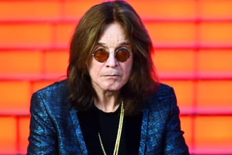 Ozzy Osbourne: Dem Sänger geht es gesundheitlich nicht gut.