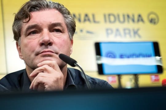 Schon langer Manager von Schalkes Erzrivalen Borussia Dortmund: Michael Zorc.