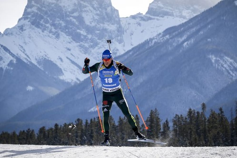 Erik Lesser läuft im Einzel beim Weltcup im kanadischen Canmore auf Rang acht.