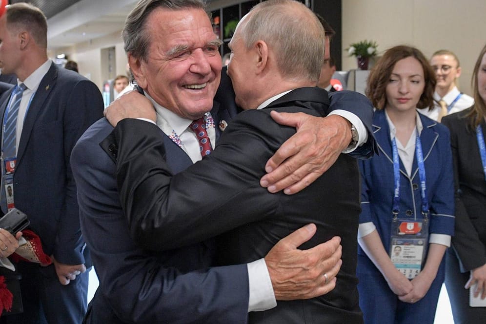 Schröder, Putin.