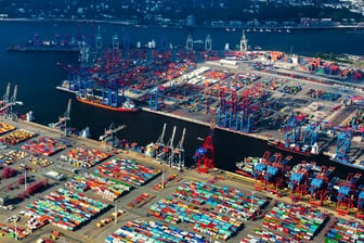 Luftaufnahme des Hamburger Hafens: Er ist ein wichtiger Umschlagplatz für den deutschen Exporthandel.